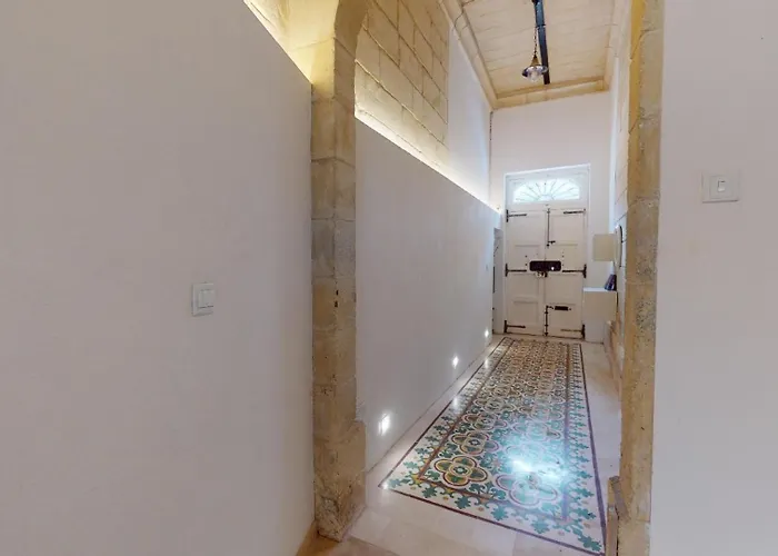 Double Bedroom In St Julians In Shared House Saint Julian's